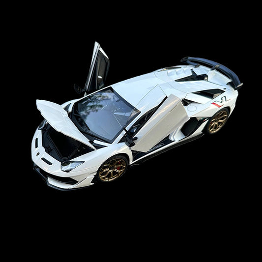 1:18 Aventador SVJ